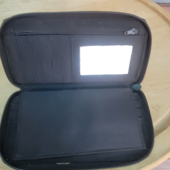 Wallet - Picture 4 of 7